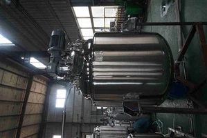 A Jangli Equipment zselatin olvasztó tartálya és automata Sol Ba